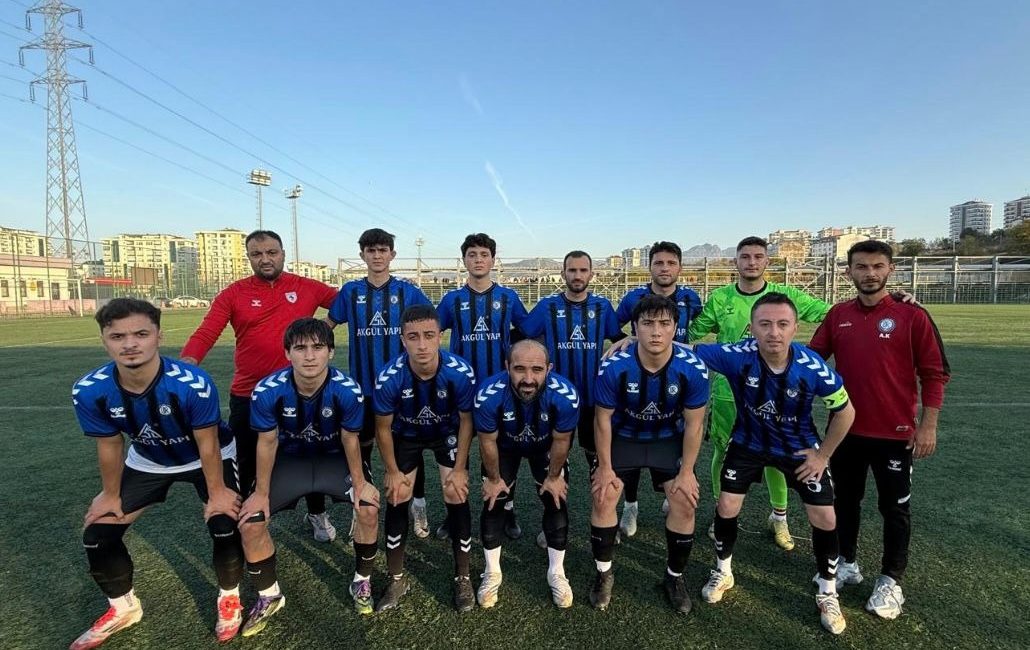 1. Amatör Lig’de mücadele eden Ünye Futbol Kulübü ligin üçüncü