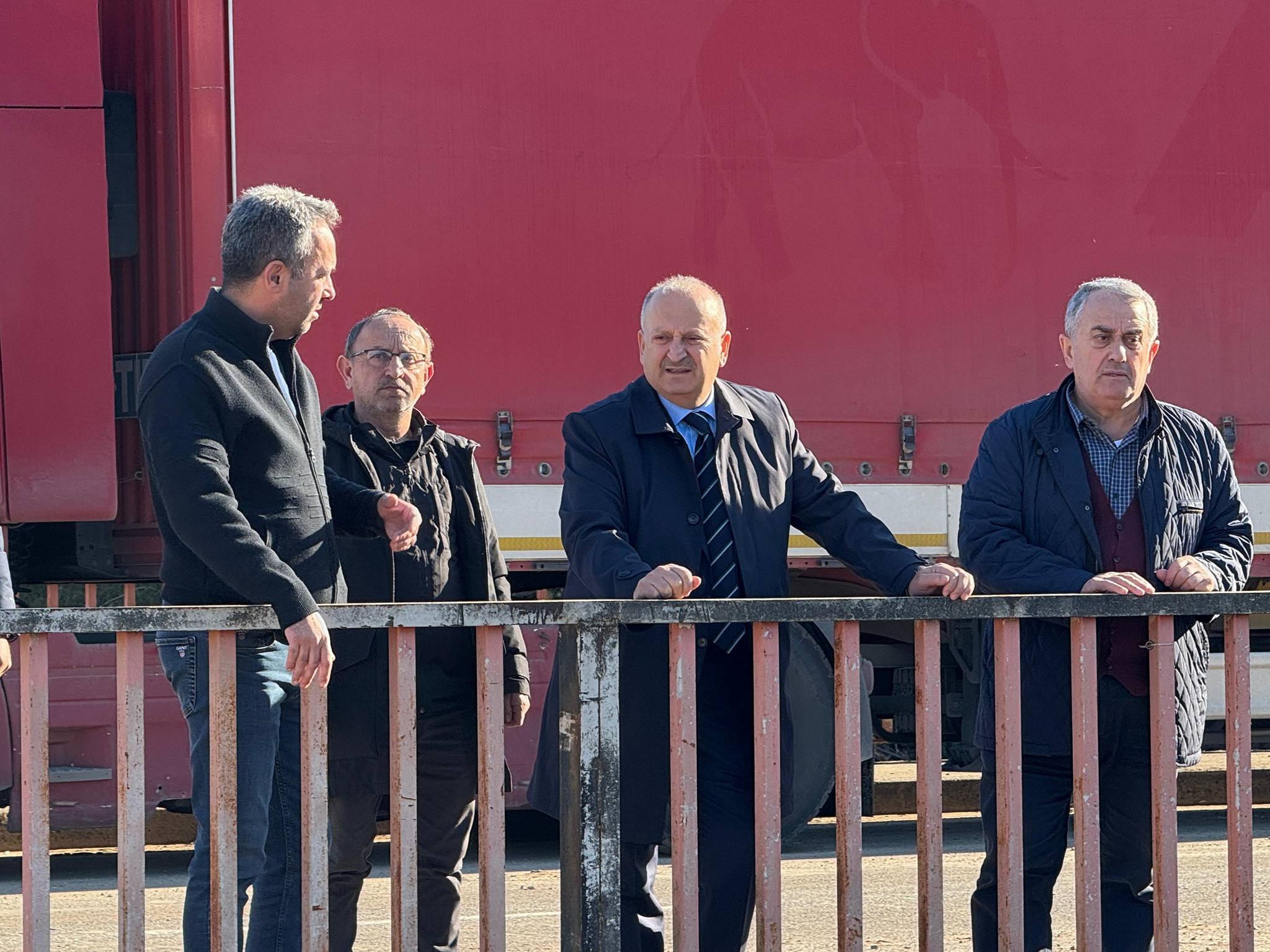 BASKAN TAVLI YENI ADALET SARAYI CALISMALARINI YERINDE INCELEDI 2