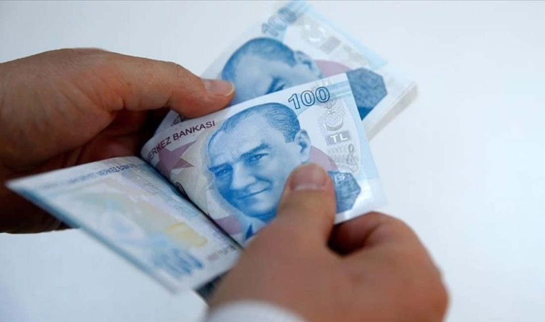 Türk-İş, 2025 yılı asgari ücret görüşmeleri kapsamında taleplerini Çalışma ve