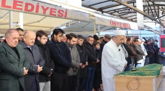 Ünye’nin tanınan ve sevilen isimlerinden biri olan İnşaat Mühendisi Ahmet