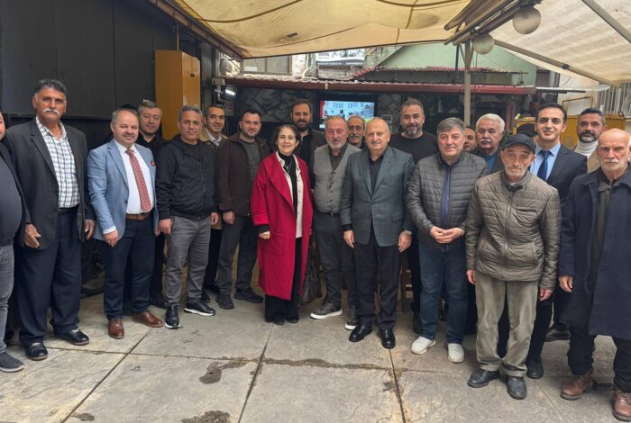 Ünye Belediye Başkanı Hüseyin Tavlı, yeni haftanın ilk gününde Belediye