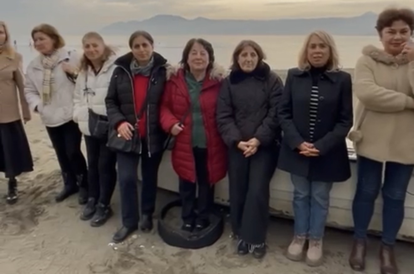 CHP’li kadınlardan Ünye Yalı Kumsalı ve Çamlık tepkisi: “Ranta değil, halka ait” IMG 2910