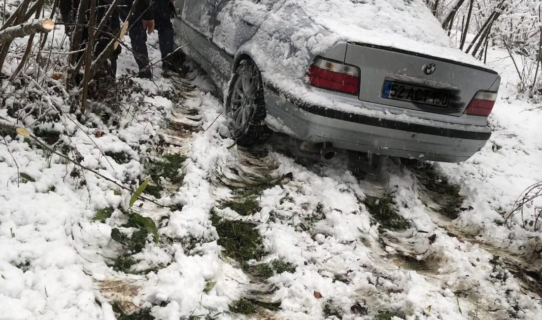 Ordu’nun Korgan ilçesi Yeşilyurt Mahallesi Karanlıkdere mevkiinde H.K. yönetimindeki otomobil