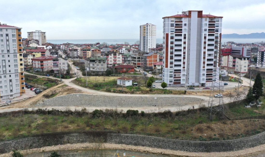 Ordu Büyükşehir Belediyesi, Fatsa ilçesi Evkaf Mahallesi’nde yürüttüğü 100 metre
