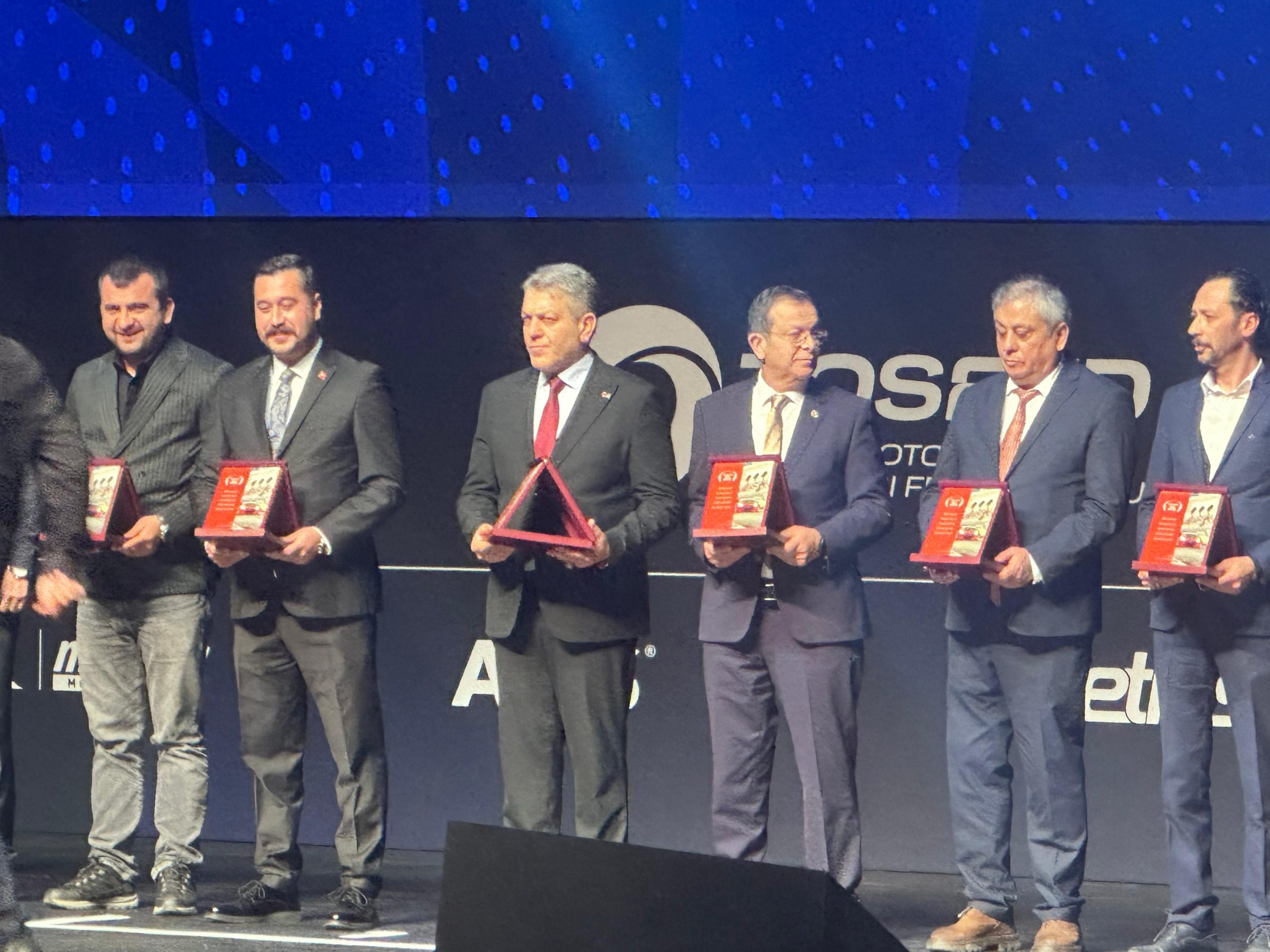 TOSFED 2025 Gala Gecesi Zorlu AVM’de Coşkuyla Gerçekleşti alper argan 1 scaled