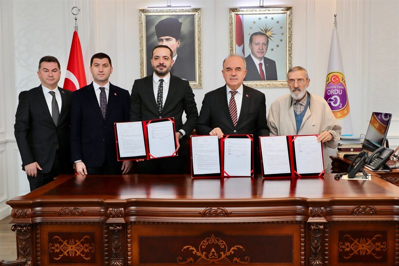 hayirseverden saglik hizmetlerine destek3