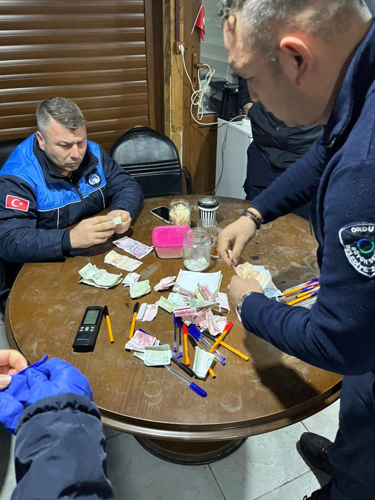 buyuksehir zabita dan dilenci operasyonu 7074