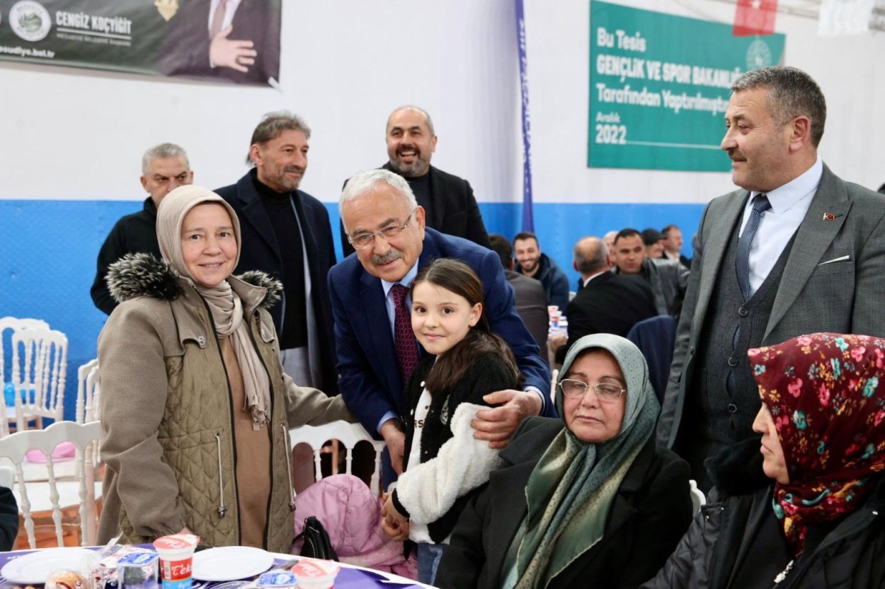 iftar sofrasi mesudiye de kuruldu 769