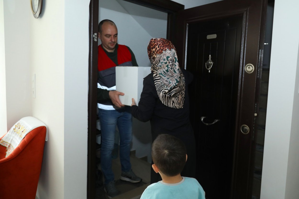 omur boyu ihtiyaca buyuksehirden destek 6918