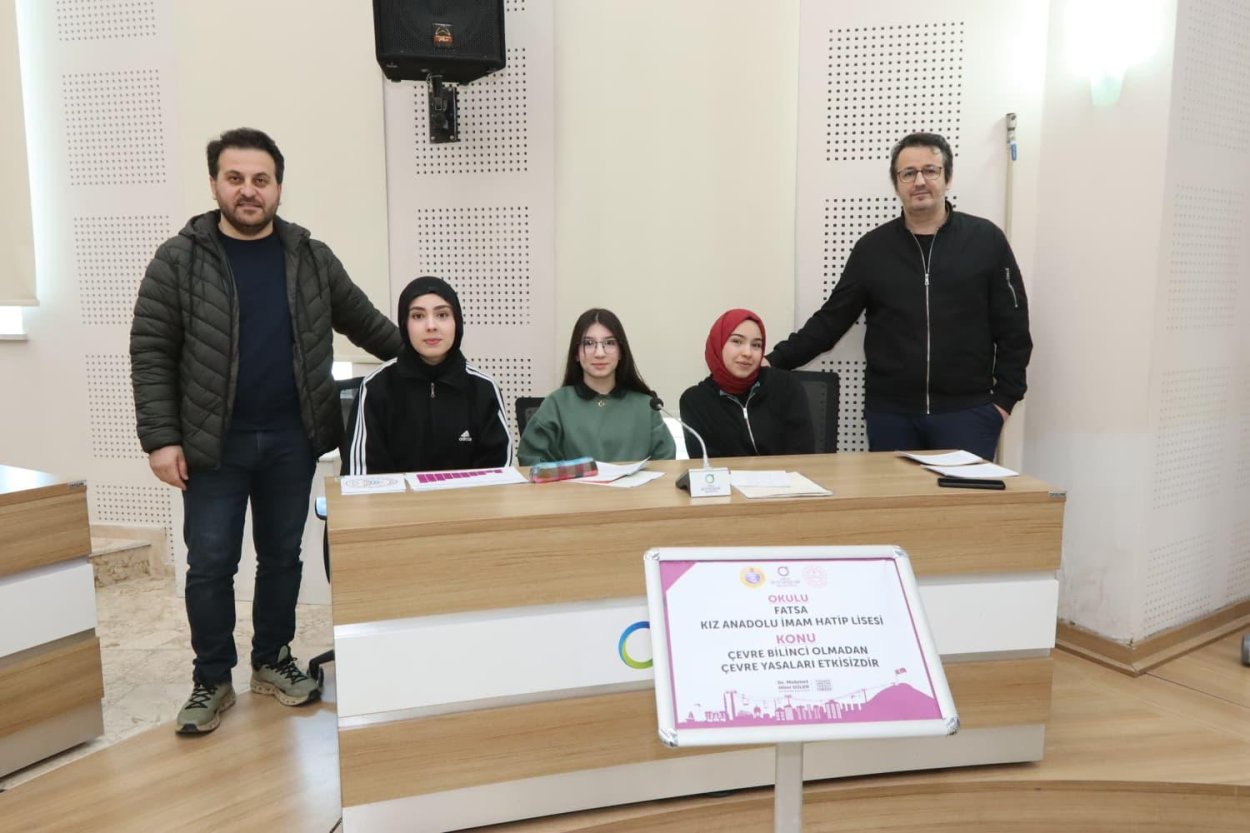 ordulu gencler fikirleriyle yarisiyor 2427