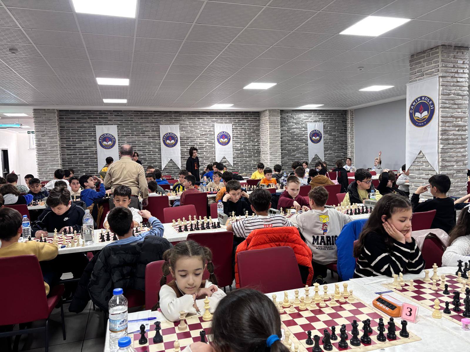 23 nisan unye satranc.jpg1