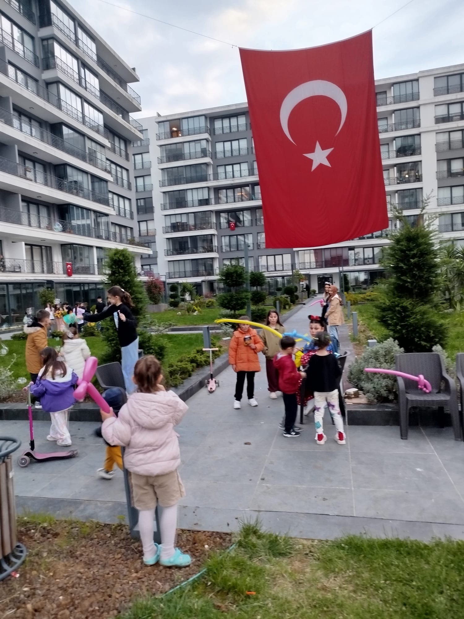 266b926c 6ac7 4081 8fda ff8ed1605c16