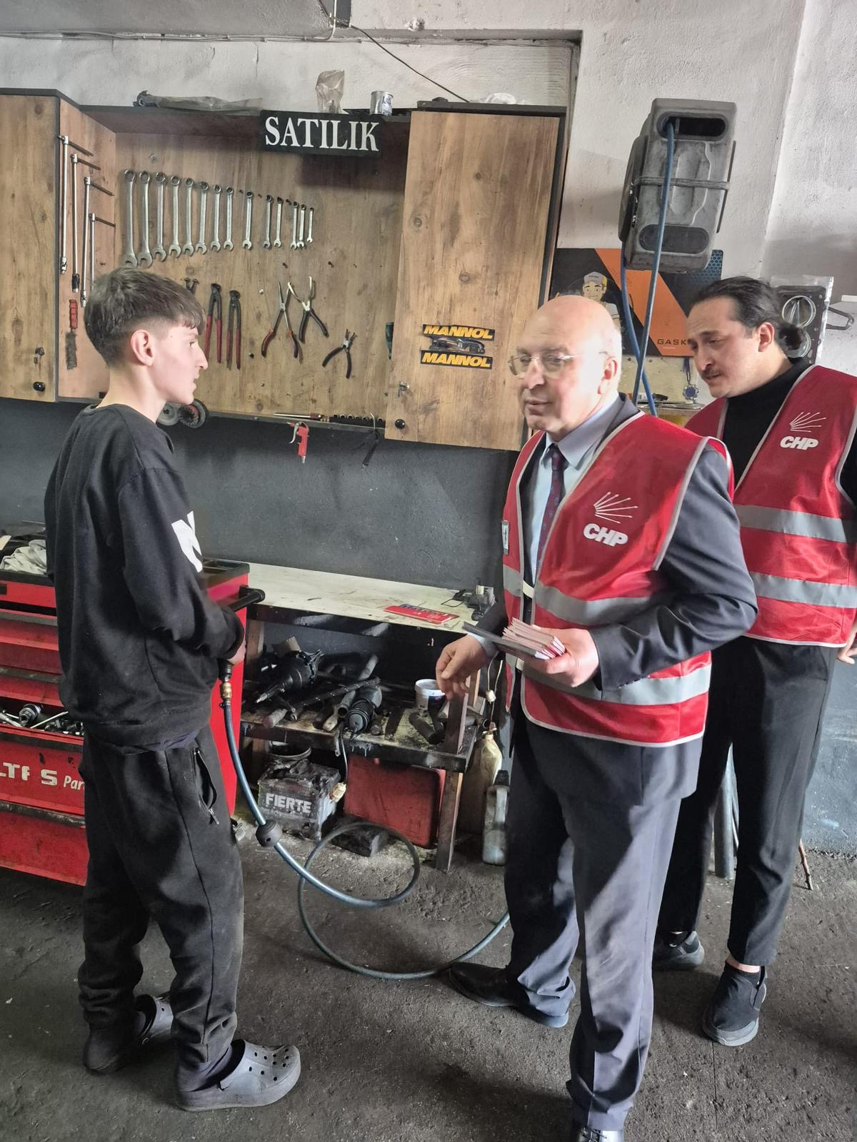 8f69e2ea 8fbc 433b 8fd2 6009f2c6c364