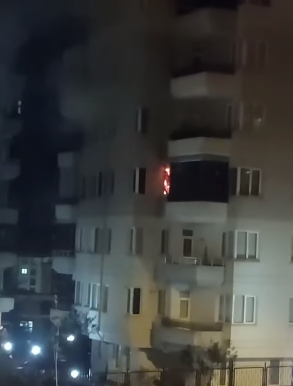 Ordu’da 9 Katlı Binada Yangın: 81 Yaşındaki Adam Ağır Yaralandı IMG 8195
