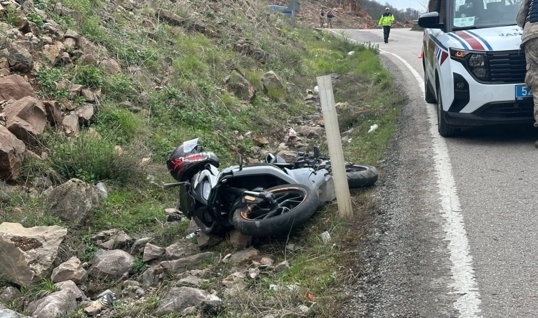 Aybastı ile Fatsa arasında bulunan Dere Yolu’nda trafik kazası meydana