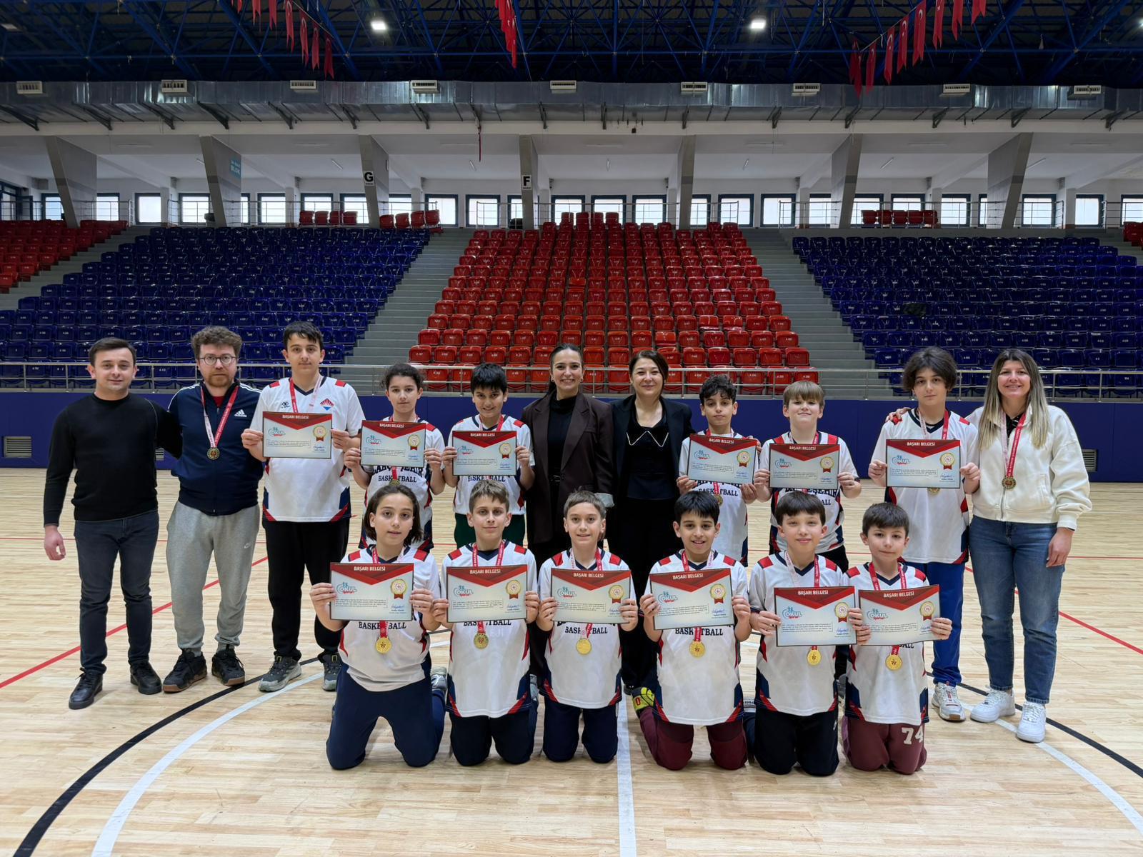 Ünye Bahçeşehir Koleji Basketbol Takımı Karadeniz Şampiyonu Oldu WhatsApp Image 2026 04 02 at 09.08.07