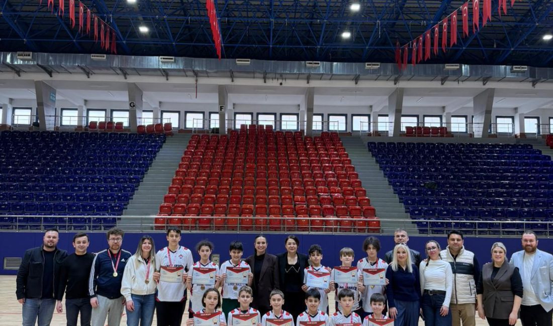 Ünye Bahçeşehir Koleji Basketbol Takımı Karadeniz Şampiyonu Oldu Ünye’de eğitim