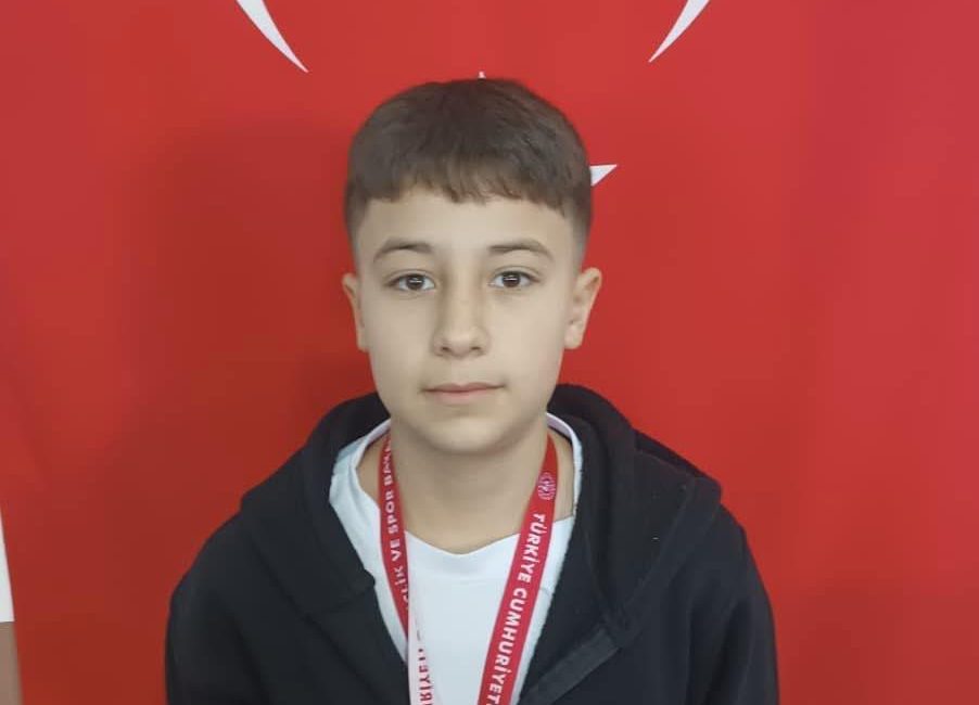 Halterde İl Birinciliği: Ünyeli Öğrenci Türkiye Şampiyonası’na Katılacak Ordu’nun Ünye