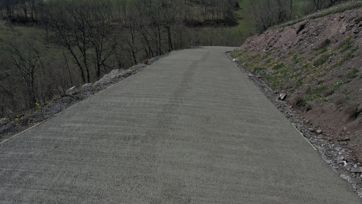 akkus ta 7 mahalleye hitap eden yol konfora kavustu 280