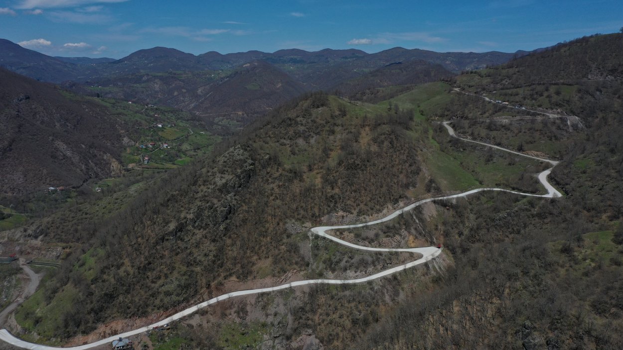 akkus ta 7 mahalleye hitap eden yol konfora kavustu 8433