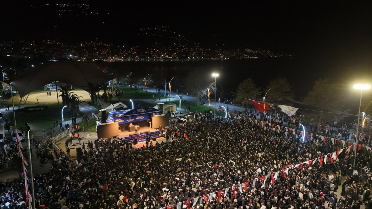 buyuksehir den muhtesem konser 5186