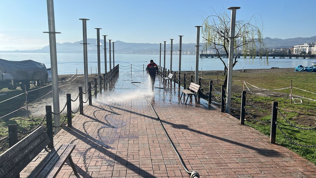 buyuksehir temiz bir ordu icin sahada 1372