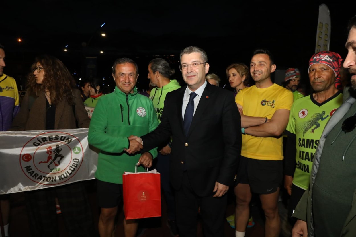 karadeniz in ritmi ordu da atti 8754