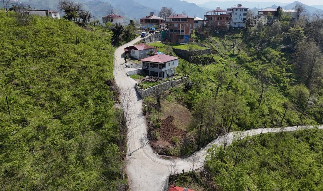 Altınordu Belediyesi’nden Kırsal Mahalle Hamlesi: Karavelioğlu Sokak’ın Yol Çilesi Bitti!