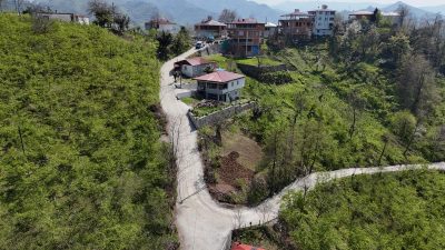 Altınordu Belediyesi’nden Kırsal Mahalle Hamlesi: Karavelioğlu Sokak’ın Yol Çilesi Bitti!