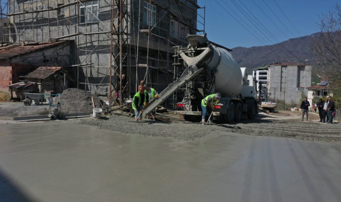 Ordu Büyükşehir Belediyesi, ilçelerde ulaşım altyapısını güçlendirmeye devam ediyor. Bu