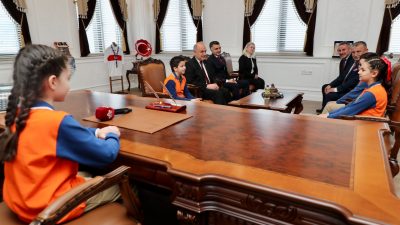 23 Nisan Ulusal Egemenlik ve Çocuk Bayramı ile Türkiye Büyük