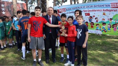 “Maarifin Kalbinde Çocuk” temasıyla kutlanan 23 Nisan Ulusal Egemenlik ve