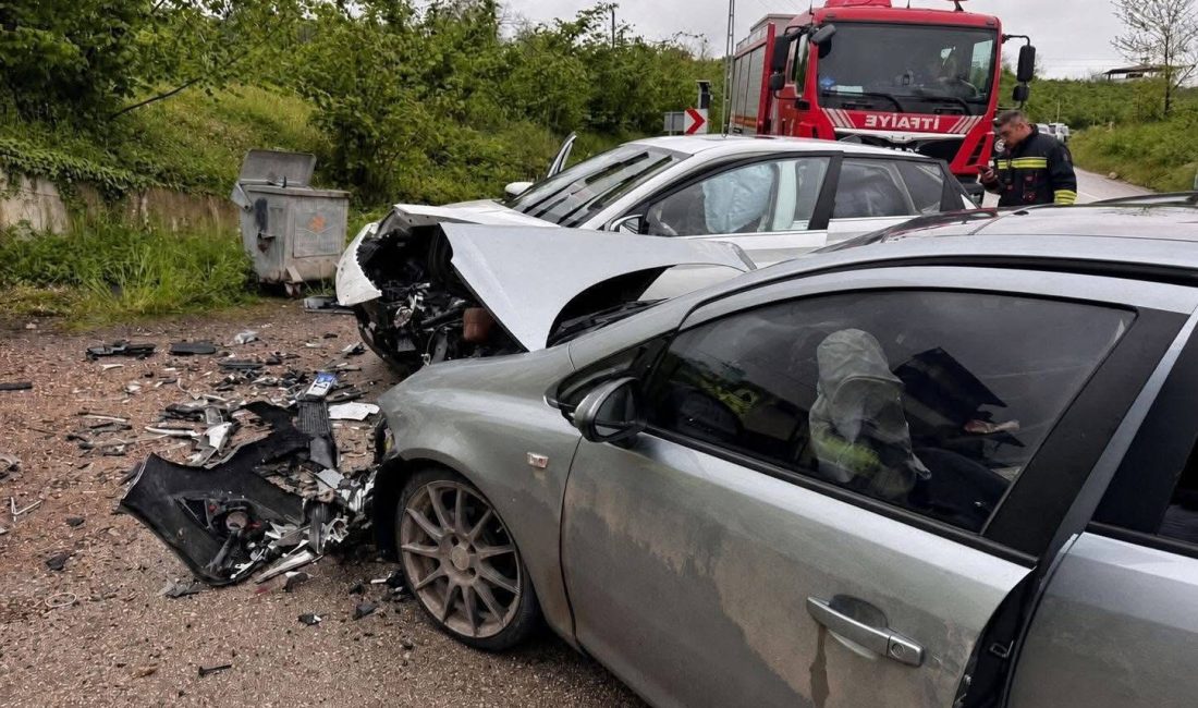 Fatsa ile Aybastı karayolu Meşebükü Mahallesi’nde meydana gelen trafik kazasında