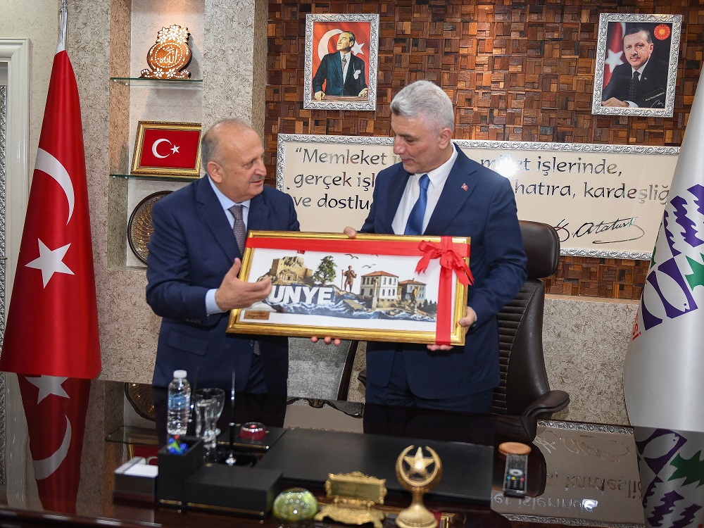 omer bolat ziyaret.jpg1