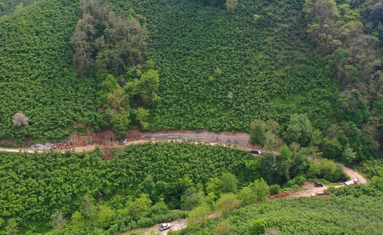 ordu buyuksehirden kovanci mahallesine tas duvar onlemi 2630