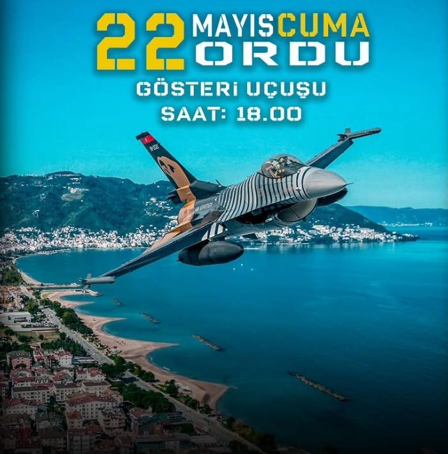 Türk Hava Kuvvetleri’nin akrobasi timi SOLOTÜRK, “Mayıs Yedisi” etkinlikleri kapsamında