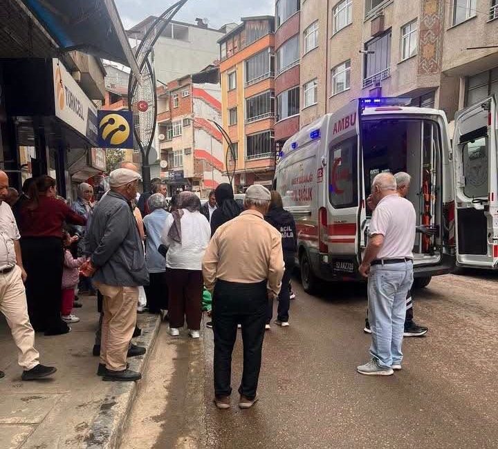 Ordu’nun Korgan ilçesinde motosikletin çarptığı yaya yaralandı. Olay yerinden uzaklaşan