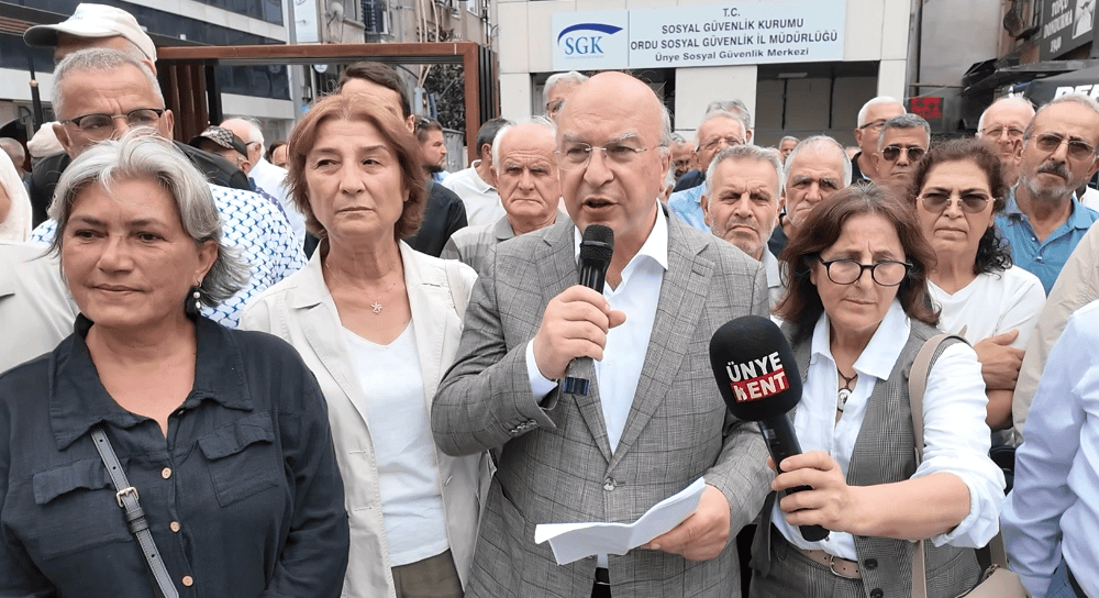 Mücadelemizi Yeni Parti Çatısı Altında Sürdüreceğiz
CHP Ünye İlçe Başkanı ve