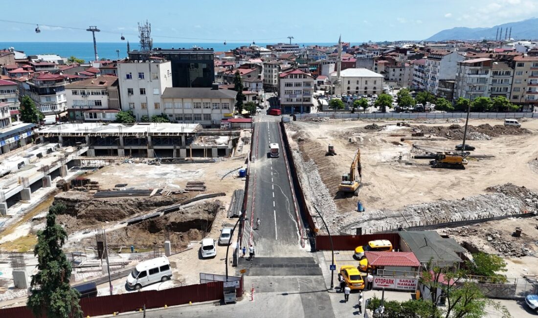 Altınordu Hükümet Caddesi yeniden ulaşıma açıldı. Toplu taşıma hatları 4