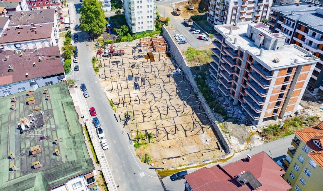 Ünye Atatürk Mahallesi’nde 3 bin 500 metrekare alana yapılan Kapalı