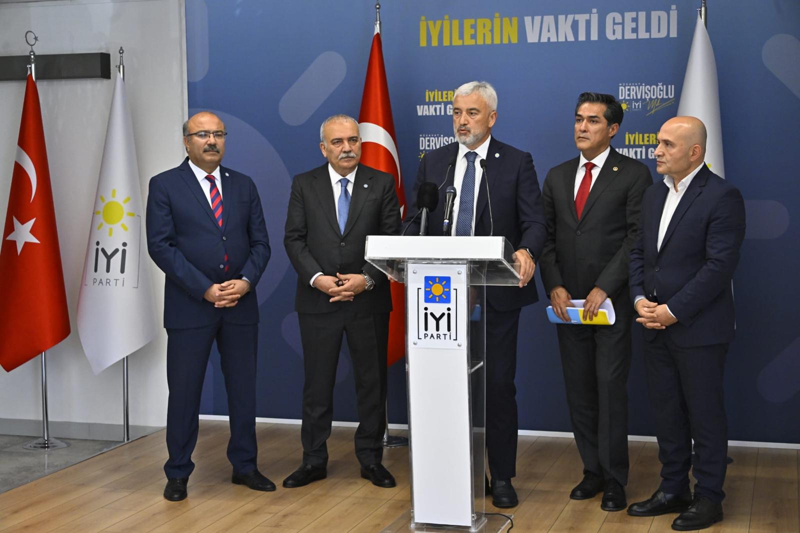 İYİ Parti Genel Başkan Yardımcısı Enver Yılmaz, yeni sezon için