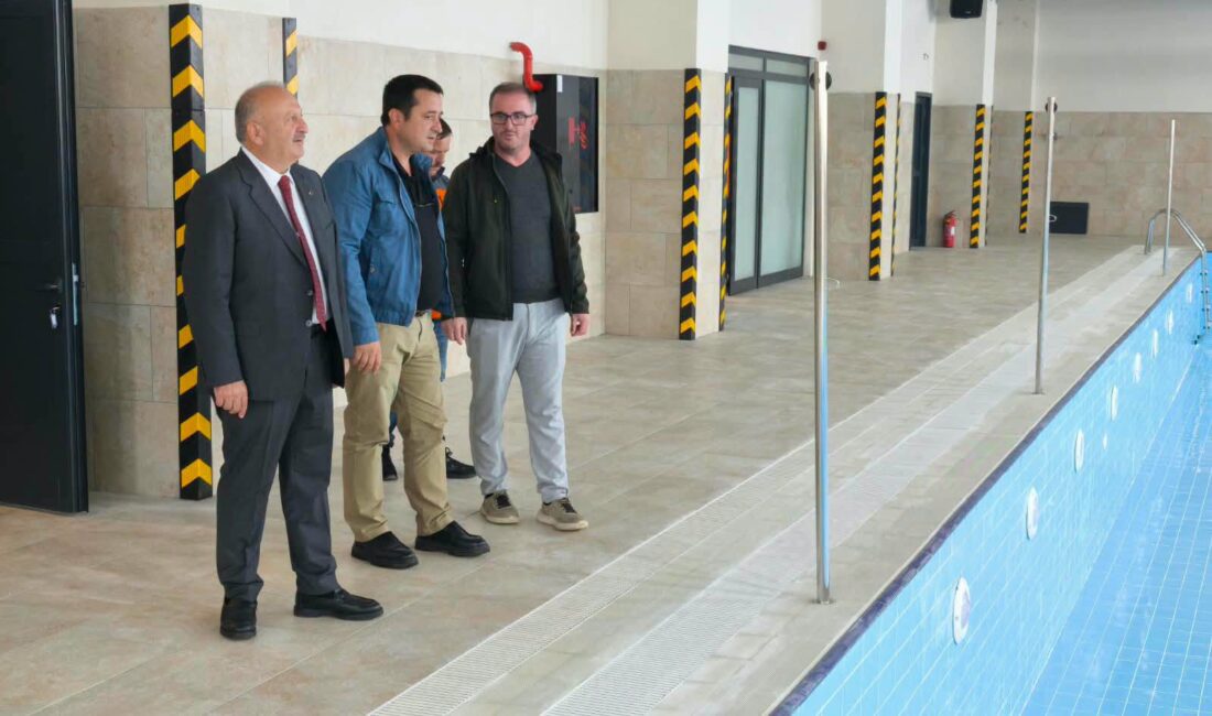 Ünye’de Yarı Olimpik Yüzme Havuzu Kompleksi tamamlanma aşamasına geldi. Başkan