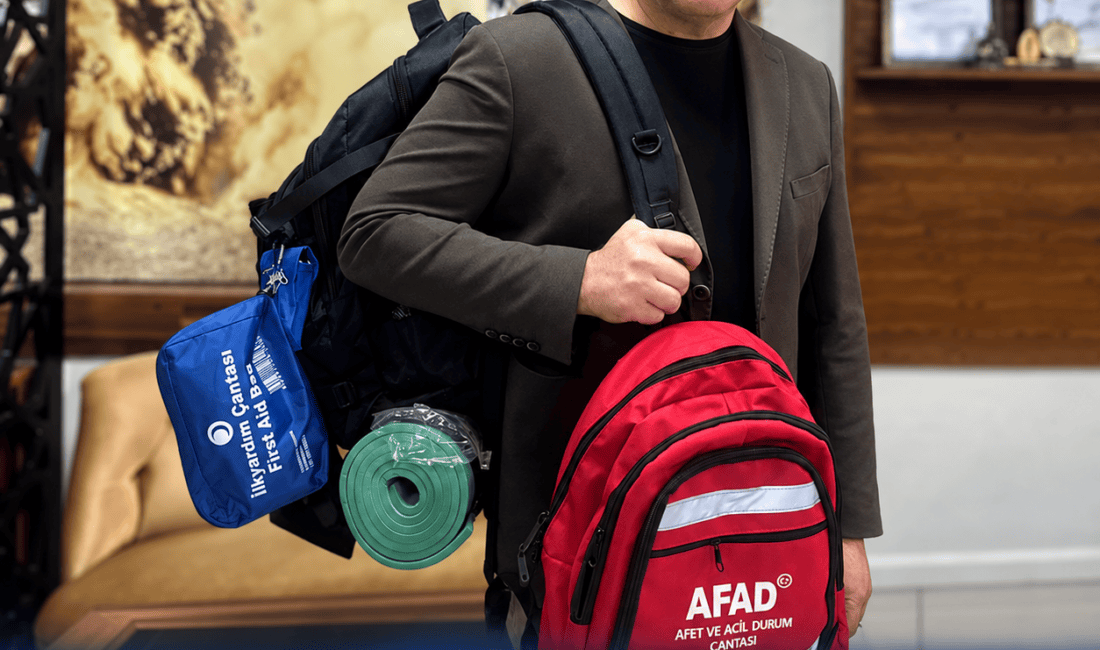 Ünye’de Alper Argan, afet çantalarının düzenli kontrol edilmesi, mevsime göre