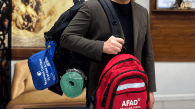 Ünye’de Alper Argan, afet çantalarının düzenli kontrol edilmesi, mevsime göre