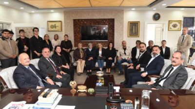 Mahmut Özer, Ünye Belediye Başkanı Hüseyin Tavlı’yı ziyaret etti. Yatırımların