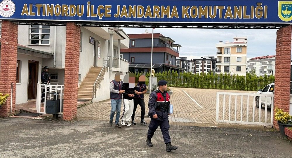 Altınordu Ortaköy’de bir evden altın ve 40 bin TL çalınmasıyla